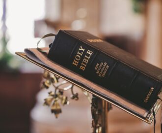 10 000 Free Holy Bible Bible Images Pixabay