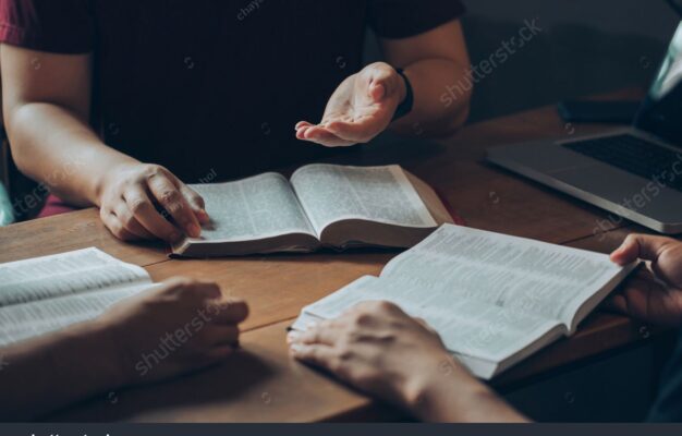 4 Hundred Bible Study Small Group Royalty Free Images Stock Photos Pictures Shutterstock