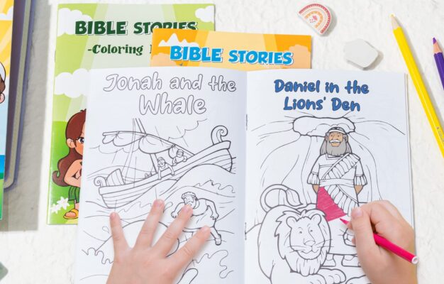 Amazon Zainpe 24Pcs Christian Bible Stories Coloring Books For Kids Bible Study Easter Theme DIY Art Drawing Book Jesus Noah s Ark Pattern Color Booklets Party Favors Supplies Birthday Gift Goodie Bag Filler