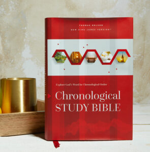 The Chronological Study Bible NKJV Thomas Nelson Bibles