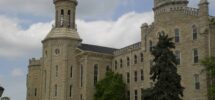 Best Christian Colleges In Illinois Faith On View