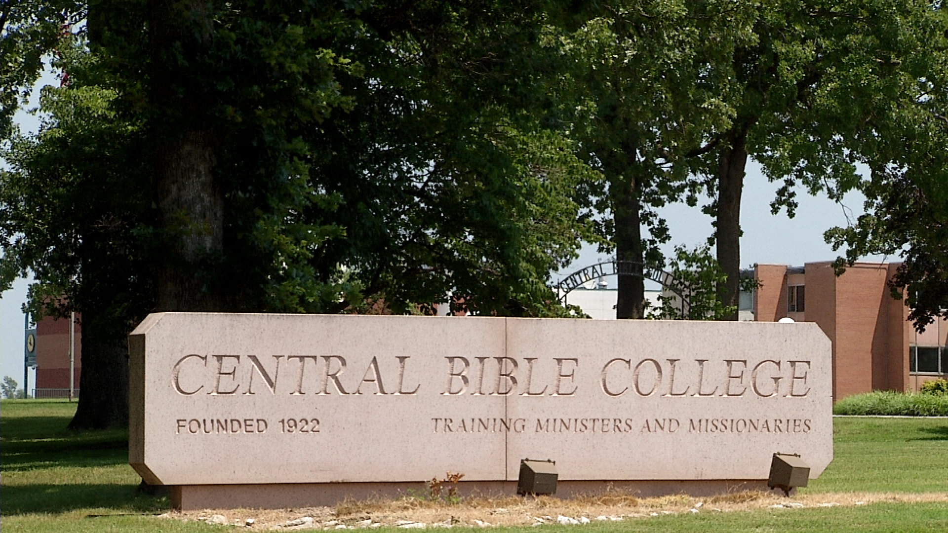 Central Bible College Campus In Springfield Sold For 2 5 Mill 