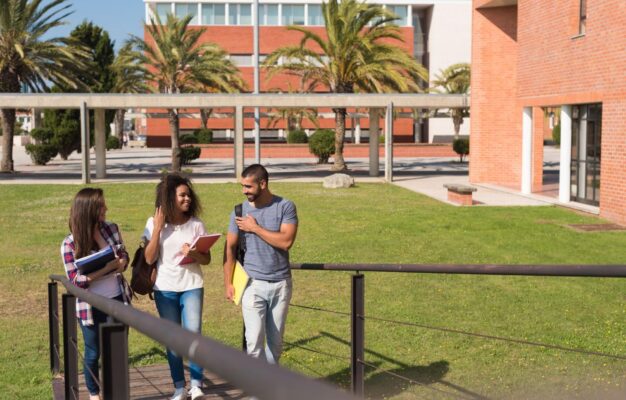 Get To Know These 4 Christian Colleges In Florida