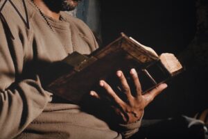 Lot 54 THE BOOK OF ELI 2010 Eli s Denzel Washington Screen matched Hero Bible And Autographed Photo