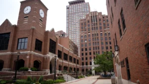 Moody Bible Institute Troubles Reflect National Trend